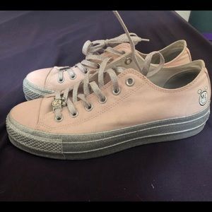 Miley Cyrus Silver Platform Converse